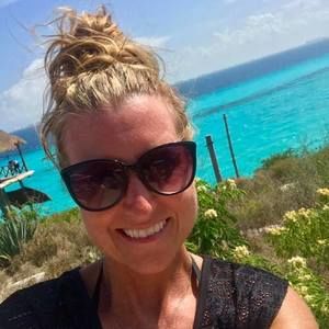 Meet your Posher, Chrissy